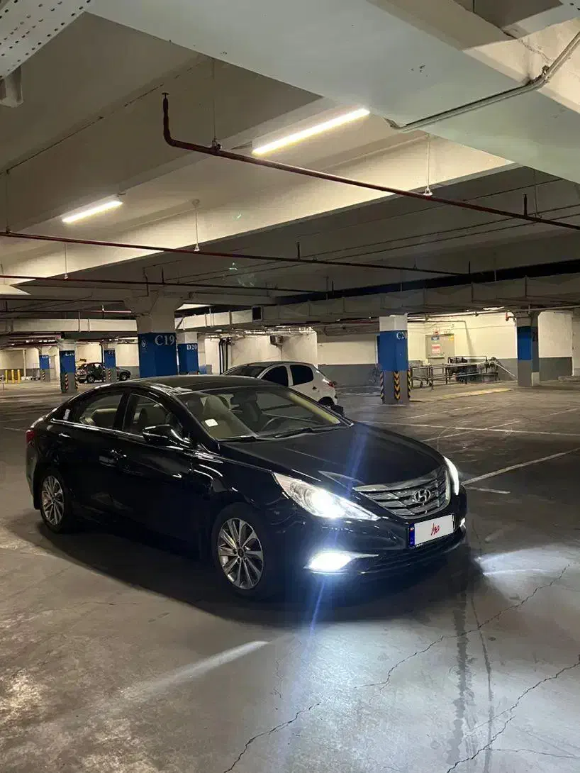 هیوندای سونوتا yf ۲۰۱۳بیرنگ مشکی الماسی تک برگ سند|خودرو سواری و وانت|تهران, ارم|دیوار