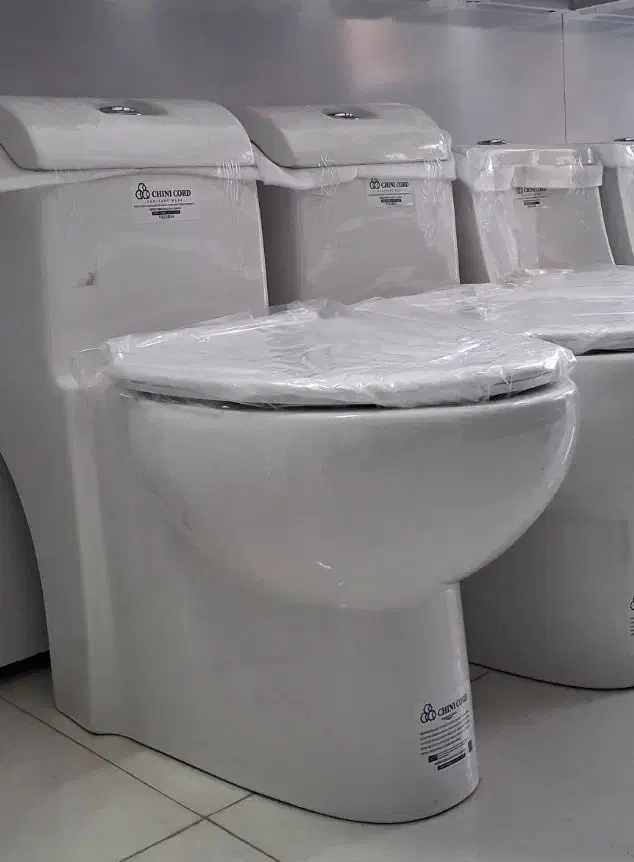 توالت فرنگی سنگ فرنگی|لوازم سرویس بهداشتی|خرم‌آباد, |دیوار