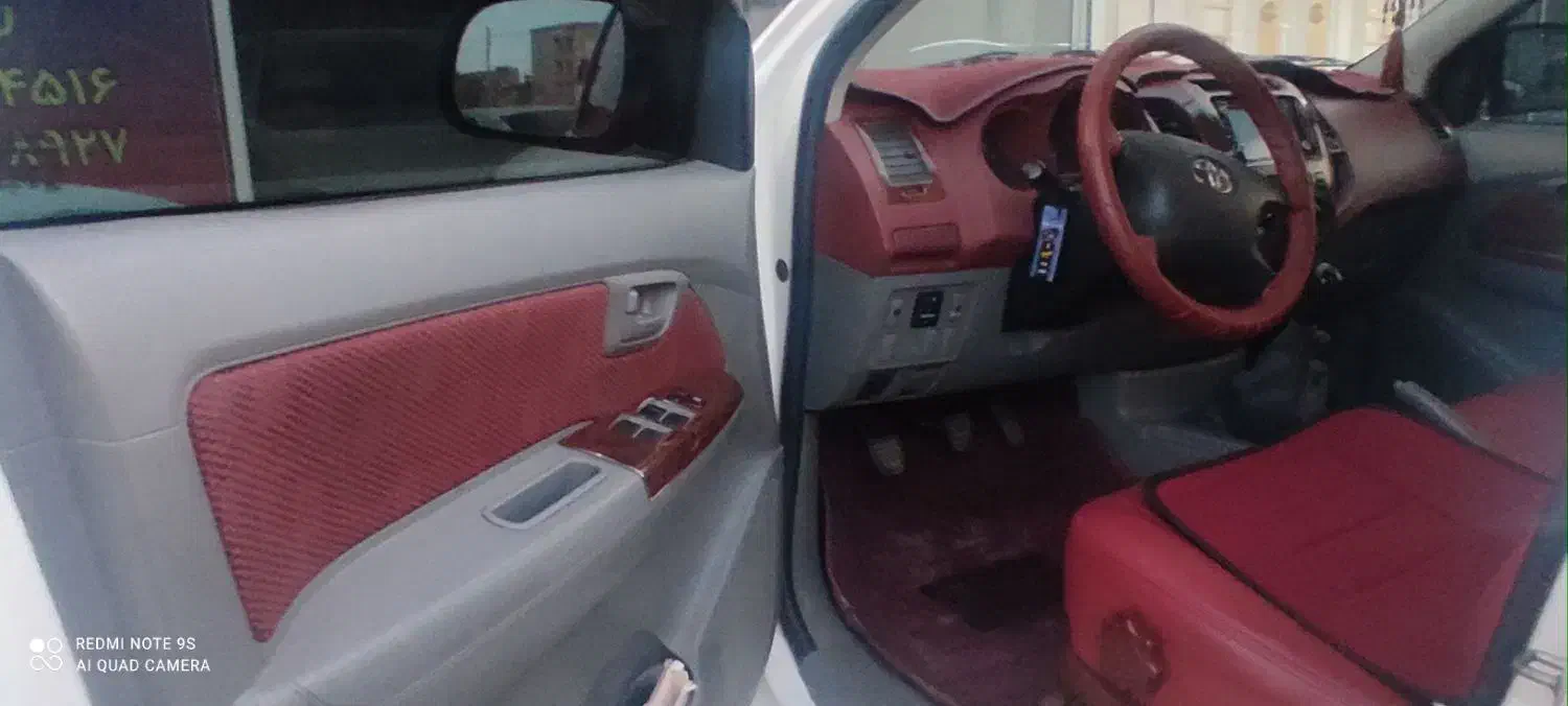 هایلوکس مدل 2010 استثنایی|خودرو سواری و وانت|مشهد, نرگس (شهرک غرب)|دیوار