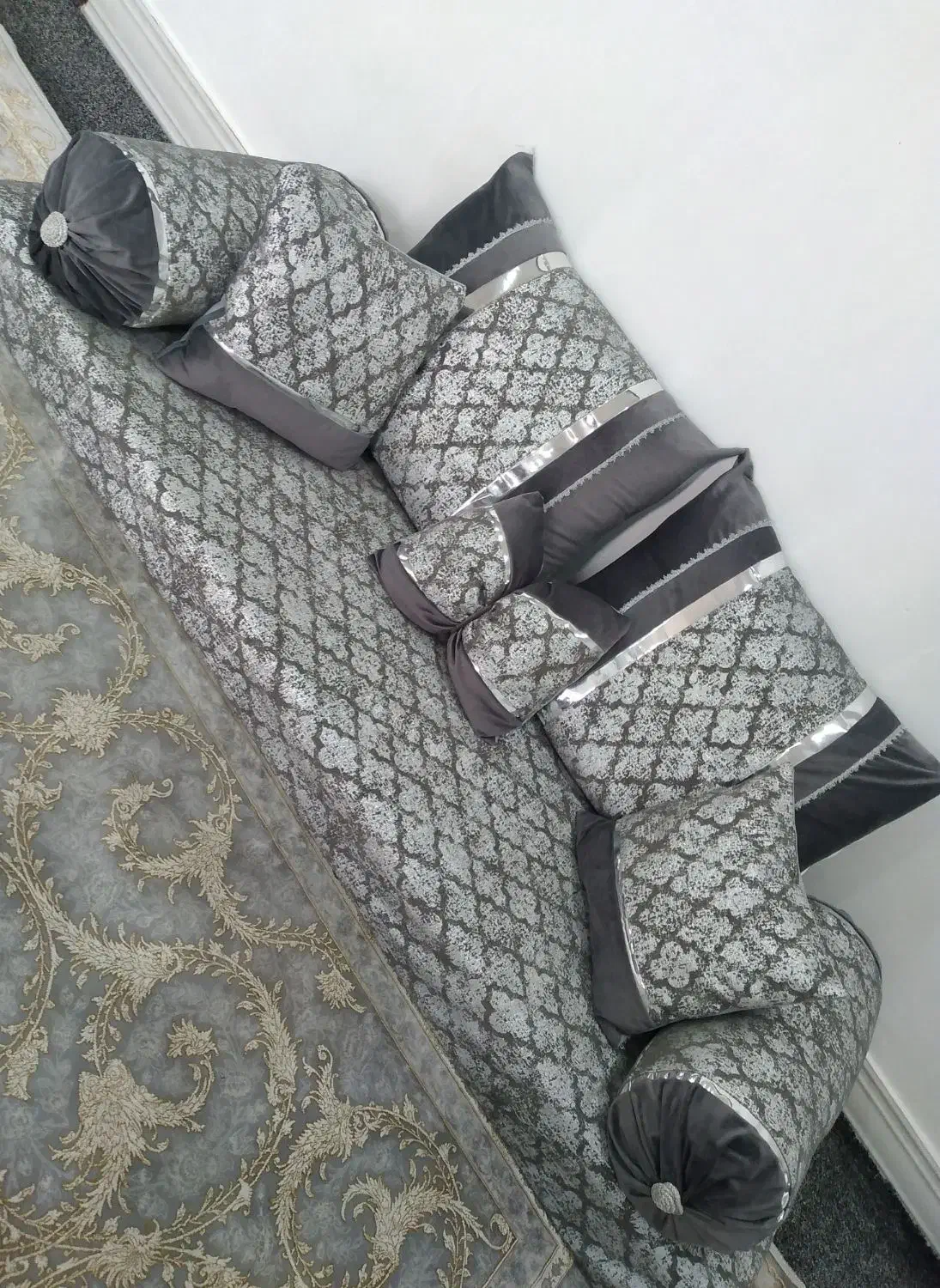 شاه نشین مدرن|پشتی|اندیمشک, |دیوار