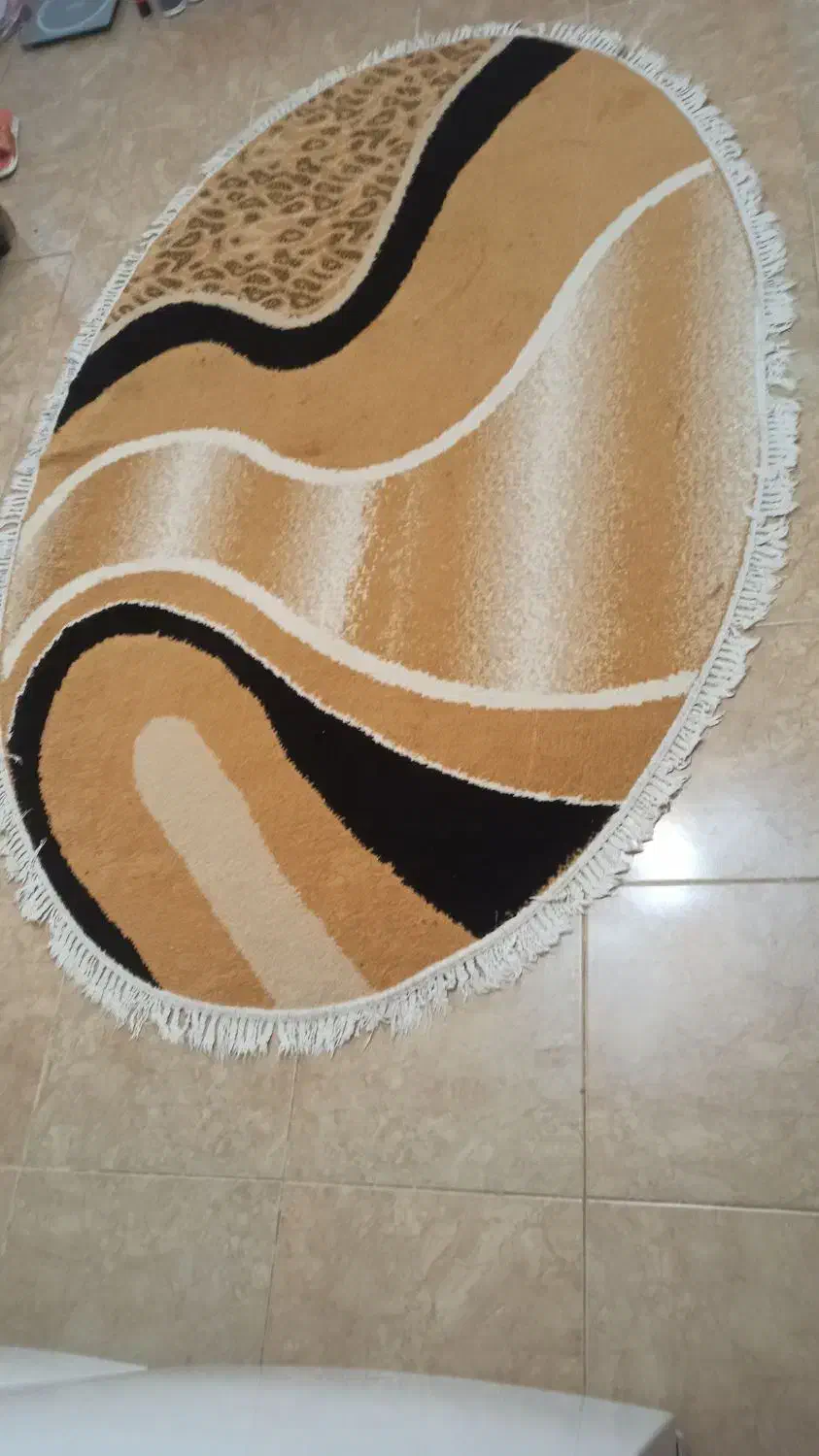 گلیم فرش پرزدار طرح بیضی|گلیم، جاجیم، گبه|خرمآباد, |دیوار