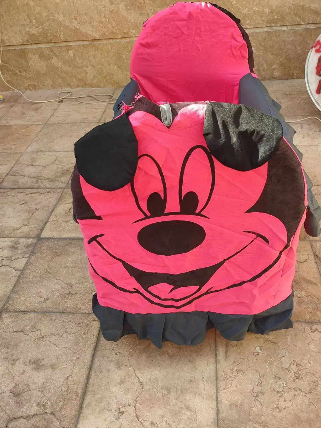 یک عدد تخت نوزاد گهواره‌ای|تخت و صندلی بچه|خرم‌آباد, |دیوار