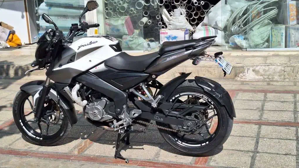 NS200 موتور سیکلت|موتورسیکلت|شهریار, کردزار|دیوار