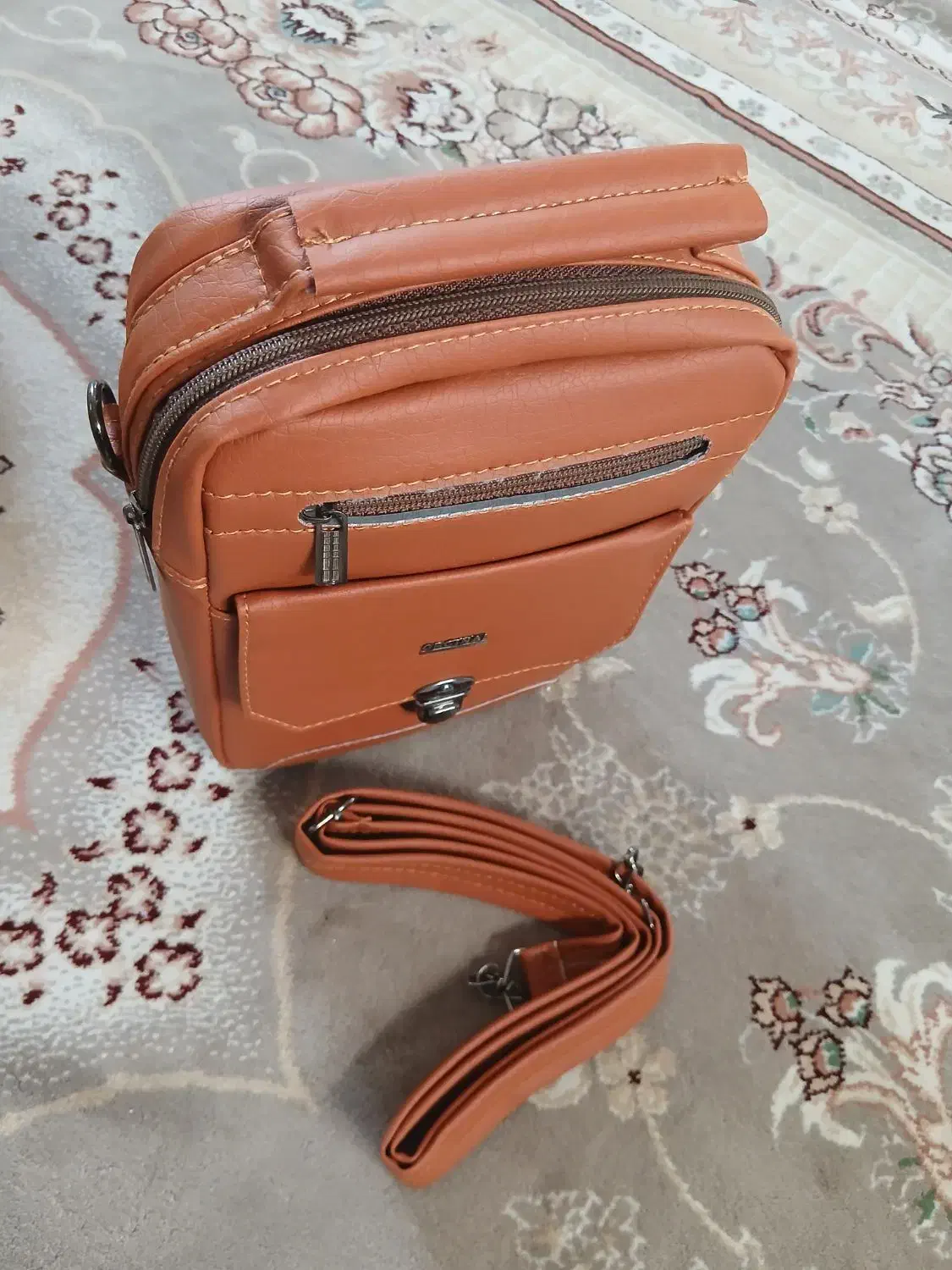 کیف پاسپورتی کیف مدارک کیف رو دوشی|کیف، کفش، کمربند|قم, شاه ابراهیم|دیوار