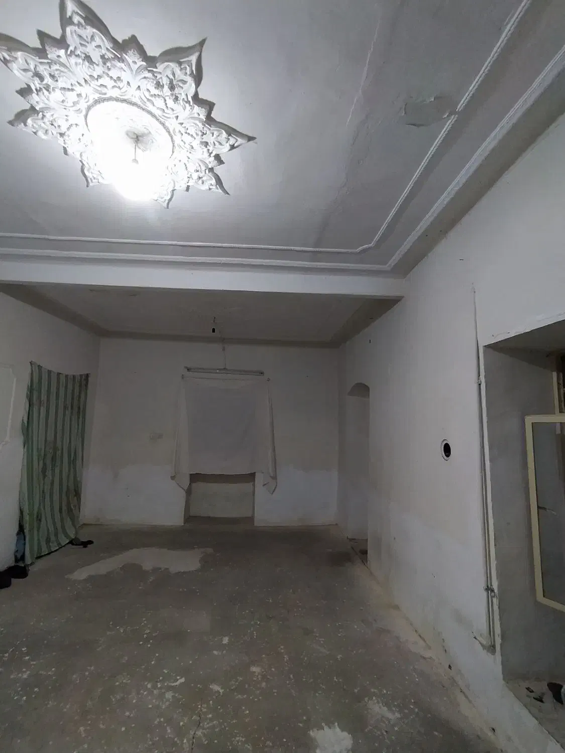 همخونه.اقا|اجارهٔ آپارتمان|قائن, |دیوار