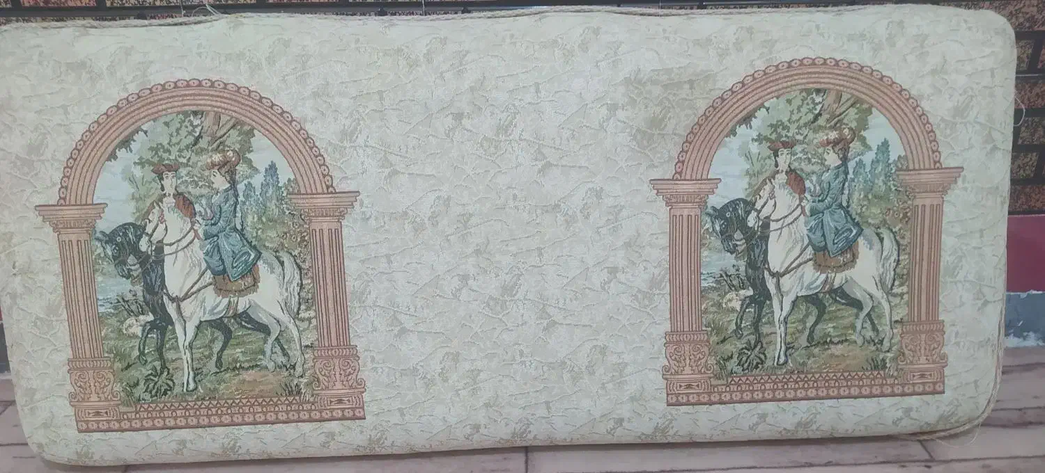 پشتی درحد نو|پشتی|پلدختر, |دیوار