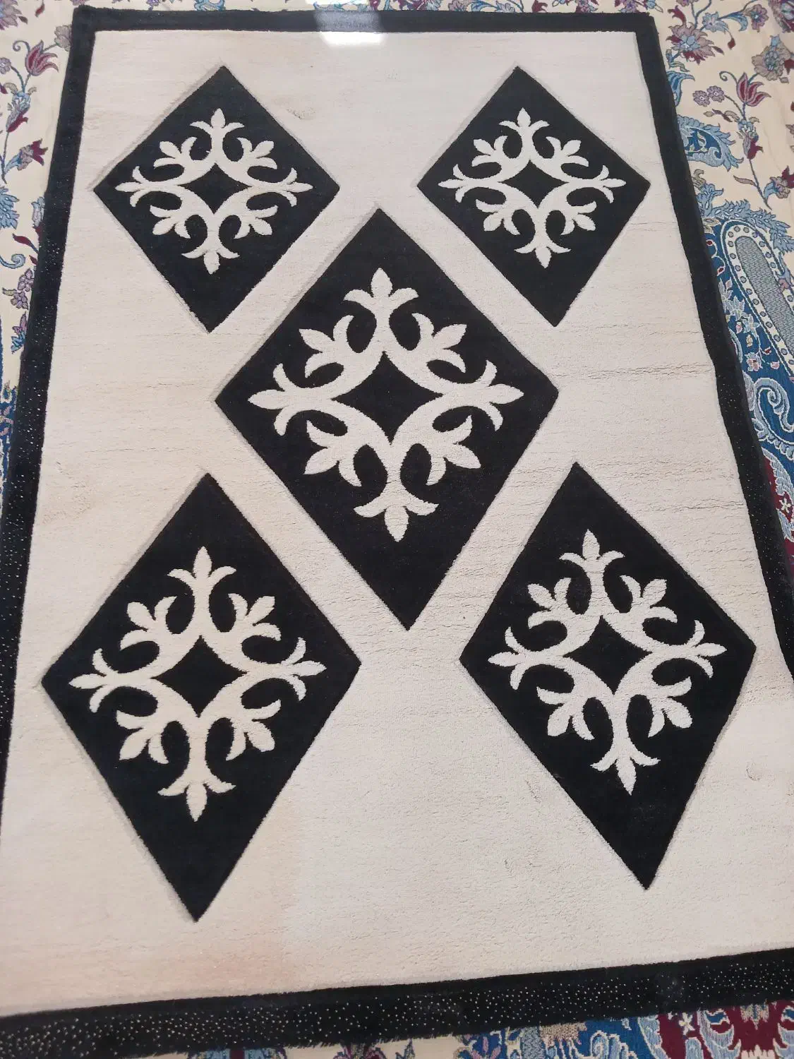 فرش ۱.۵در۱|فرش|تهران, صاحب الزمان|دیوار