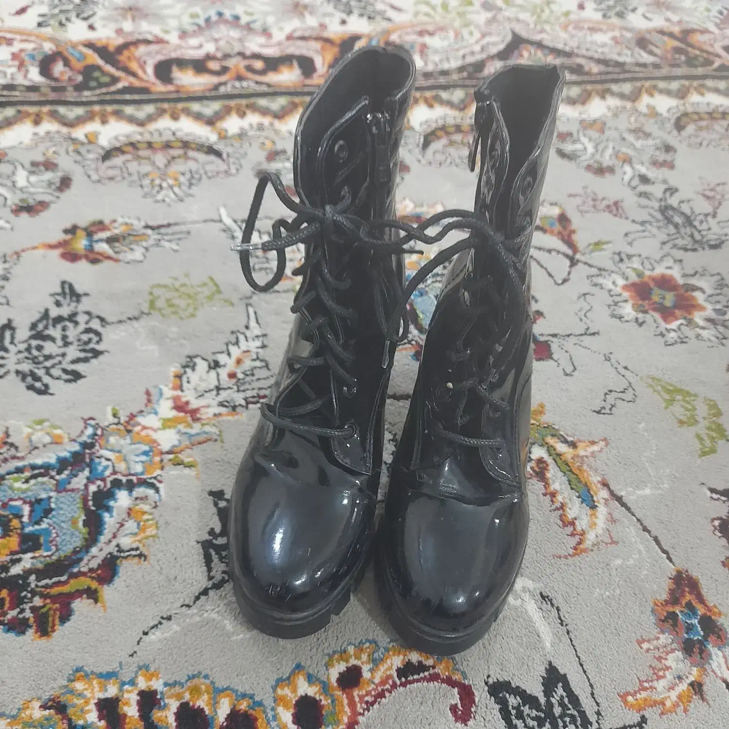 بوت و چکمه|کیف، کفش، کمربند|ایذه, |دیوار