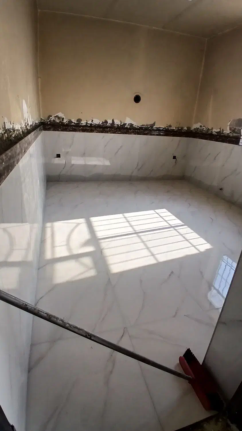 به یک کارگرنیمه ماهر نیازدارم|استخدام معماری، عمران و ساختمانی|اردبیل, |دیوار