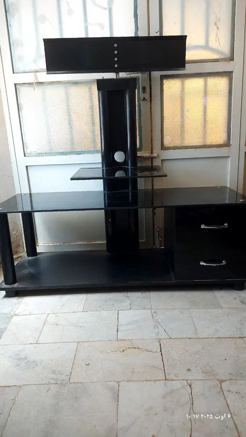 میز تلویزیون شیشه‌ای|میز تلویزیون|تربت جام, فاز ۳ فرهنگیان|دیوار