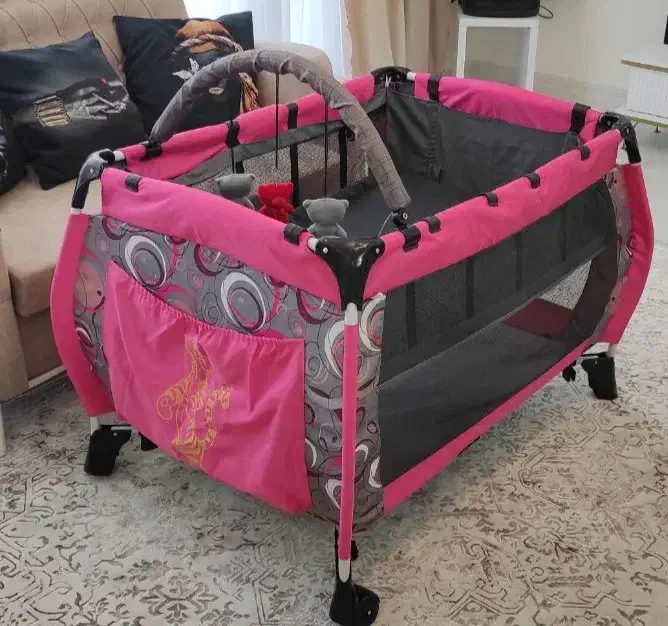 تخت کنارمادر،پارک کودک،گهواره،آغوشی|اسباب و اثاث بچه|شاهینشهر, شهرک میلاد|دیوار