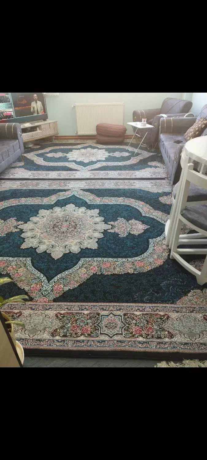 فرش ۹ متری ۲ عدد ۱۰ میلیون تومان|فرش|فولادشهر, مسکن مهر فولادشهر|دیوار