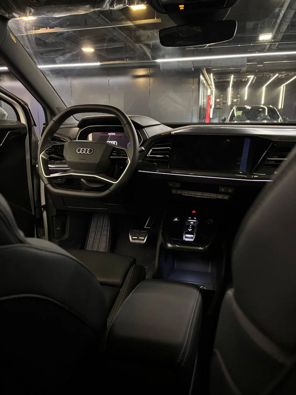 آئودی Q5 E-tron / تیپ ۴ بلک پکیج / AUDI|خودرو سواری و وانت|تهران, حکمت|دیوار