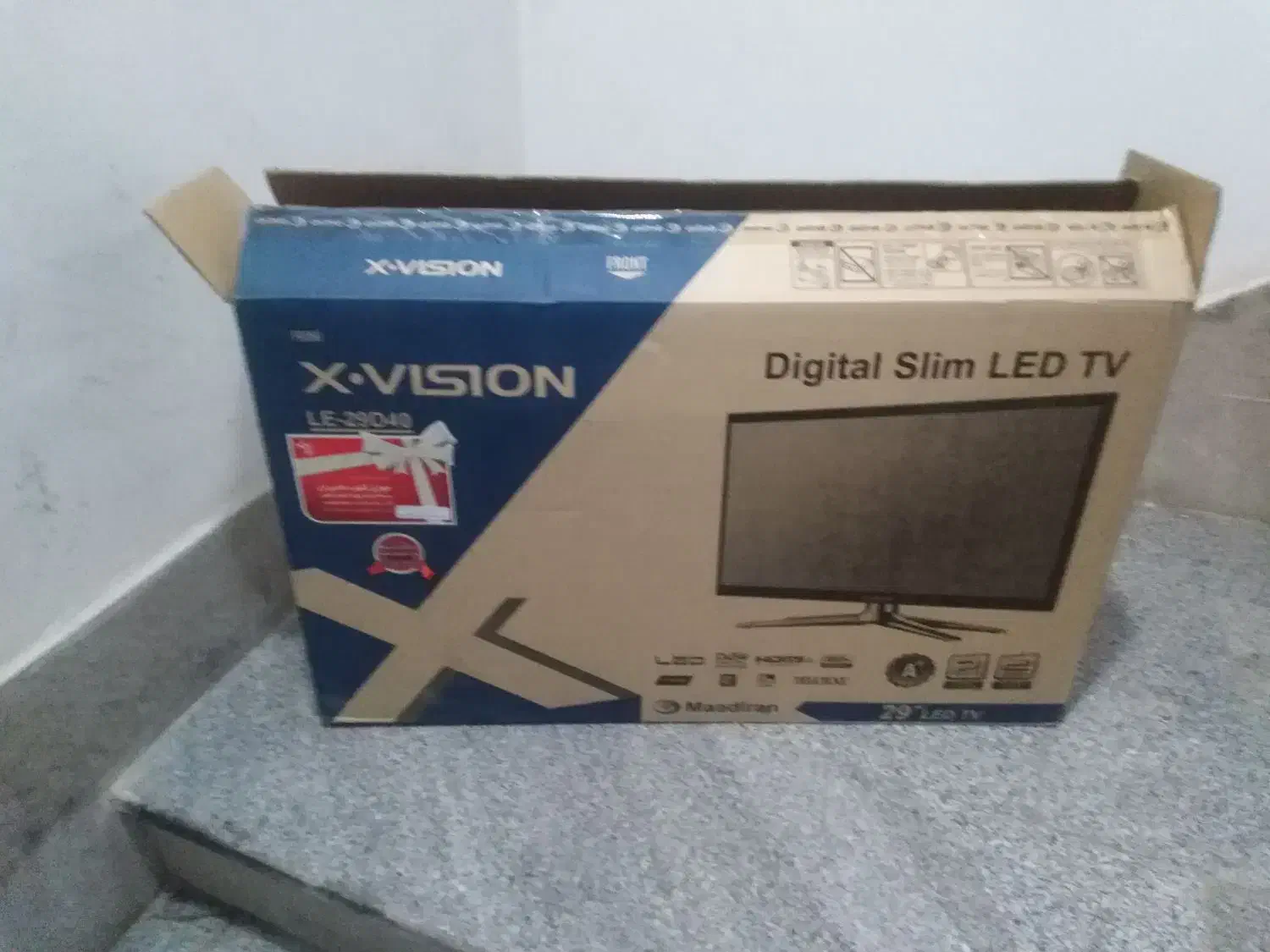 کارتن تلویزیون 29 اینچ ایکس ویژن|تلویزیون و پروژکتور|مشهد, هنرور|دیوار