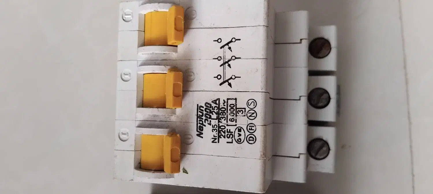 فیوز مینیاتوری ۳فاز|مصالح و تجهیزات ساختمان|اهواز, سپیدار|دیوار