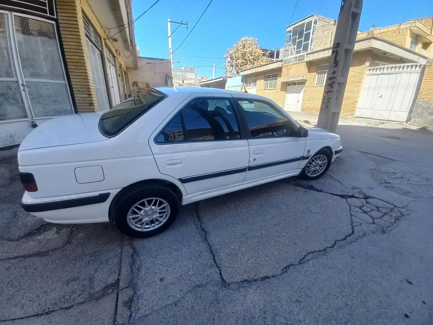 پژو پارس|خودرو سواری و وانت|شهرکرد, |دیوار