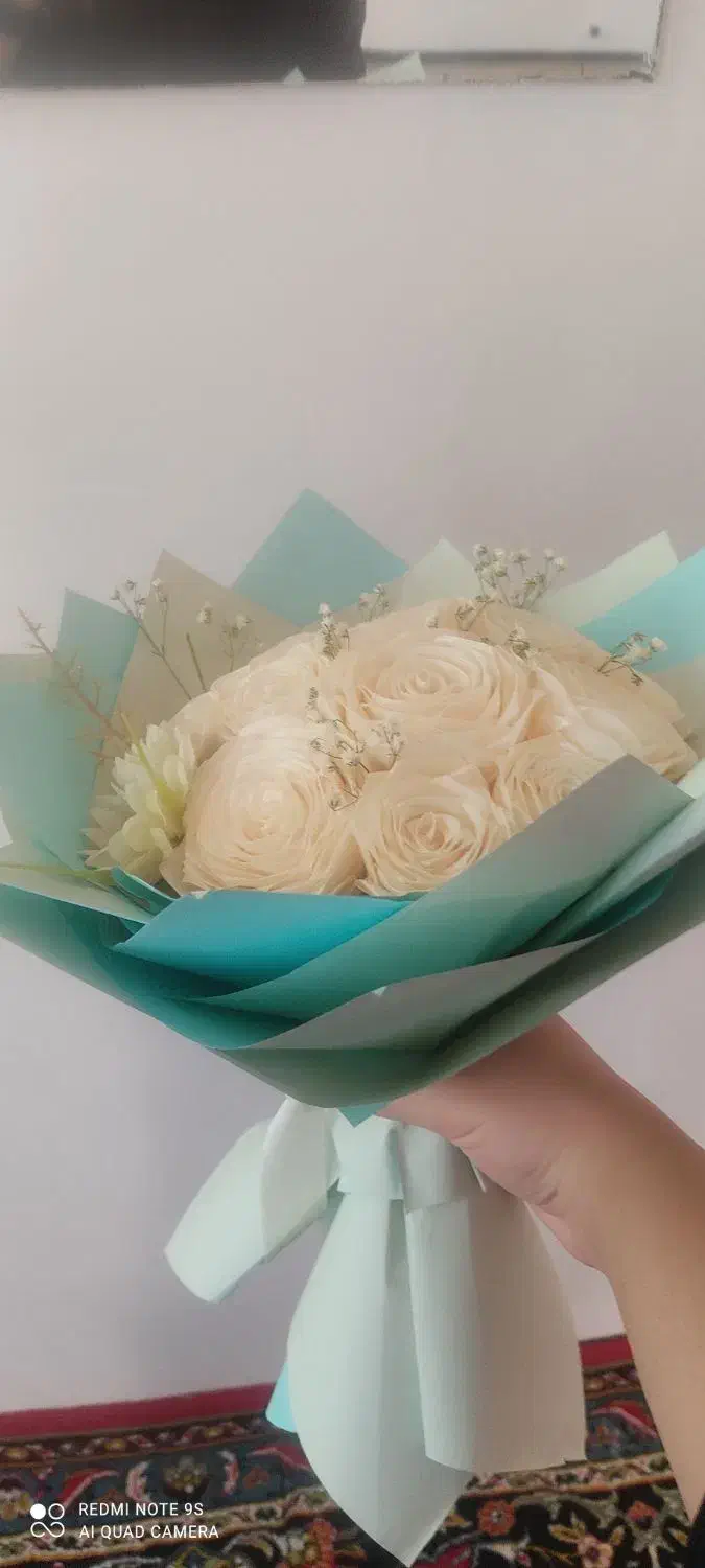 گل های زیبای متفاوت|گل مصنوعی|اردبیل, |دیوار