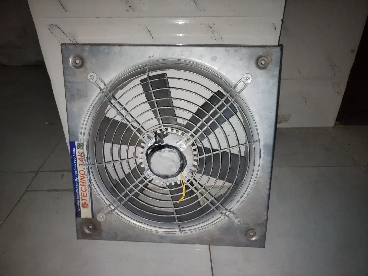 فن هواکش|پنکه و تصفیه‌کنندهٔ هوا|زنجان, |دیوار