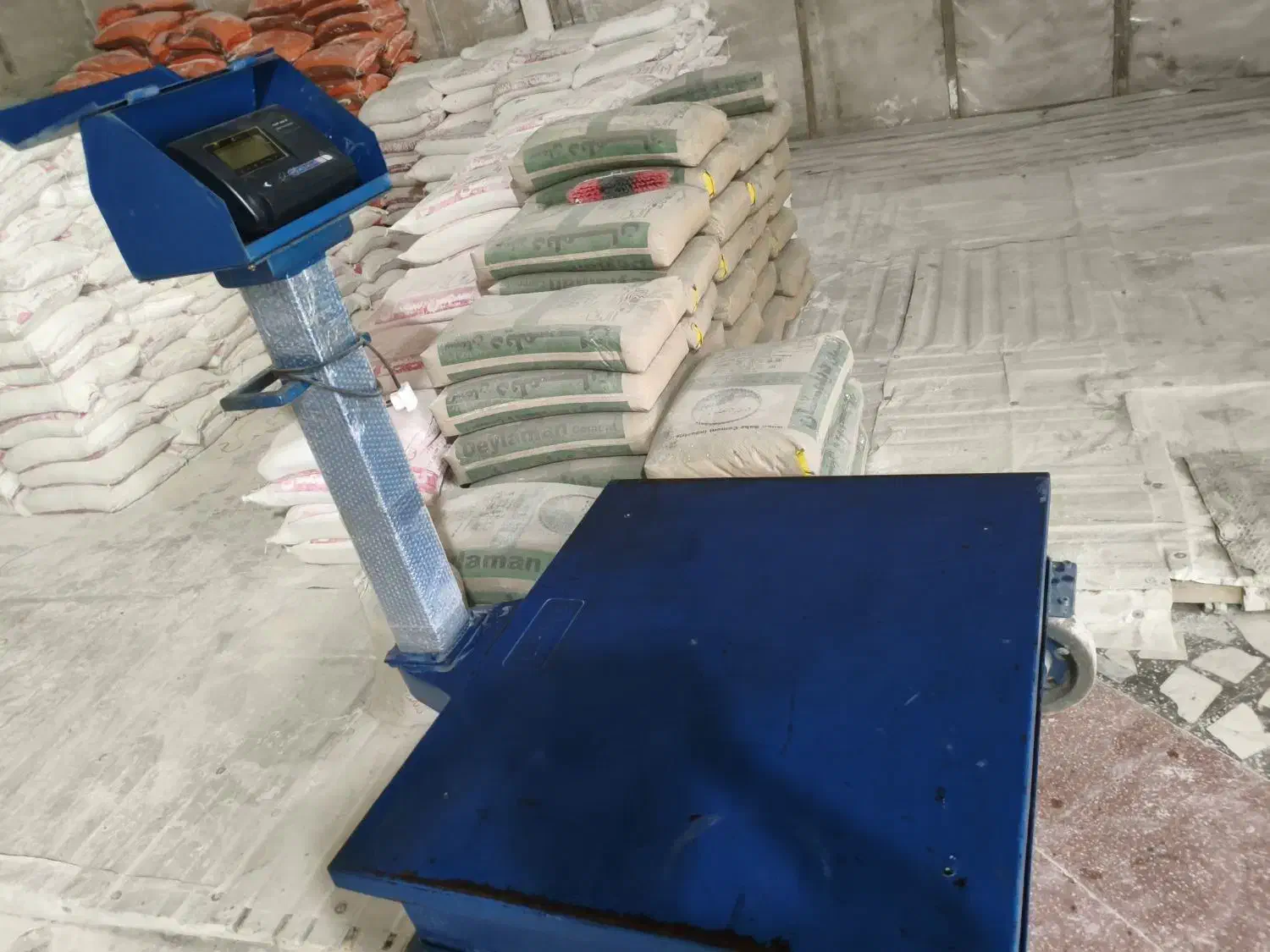 باسکول|ابزارآلات|رودبنه, |دیوار