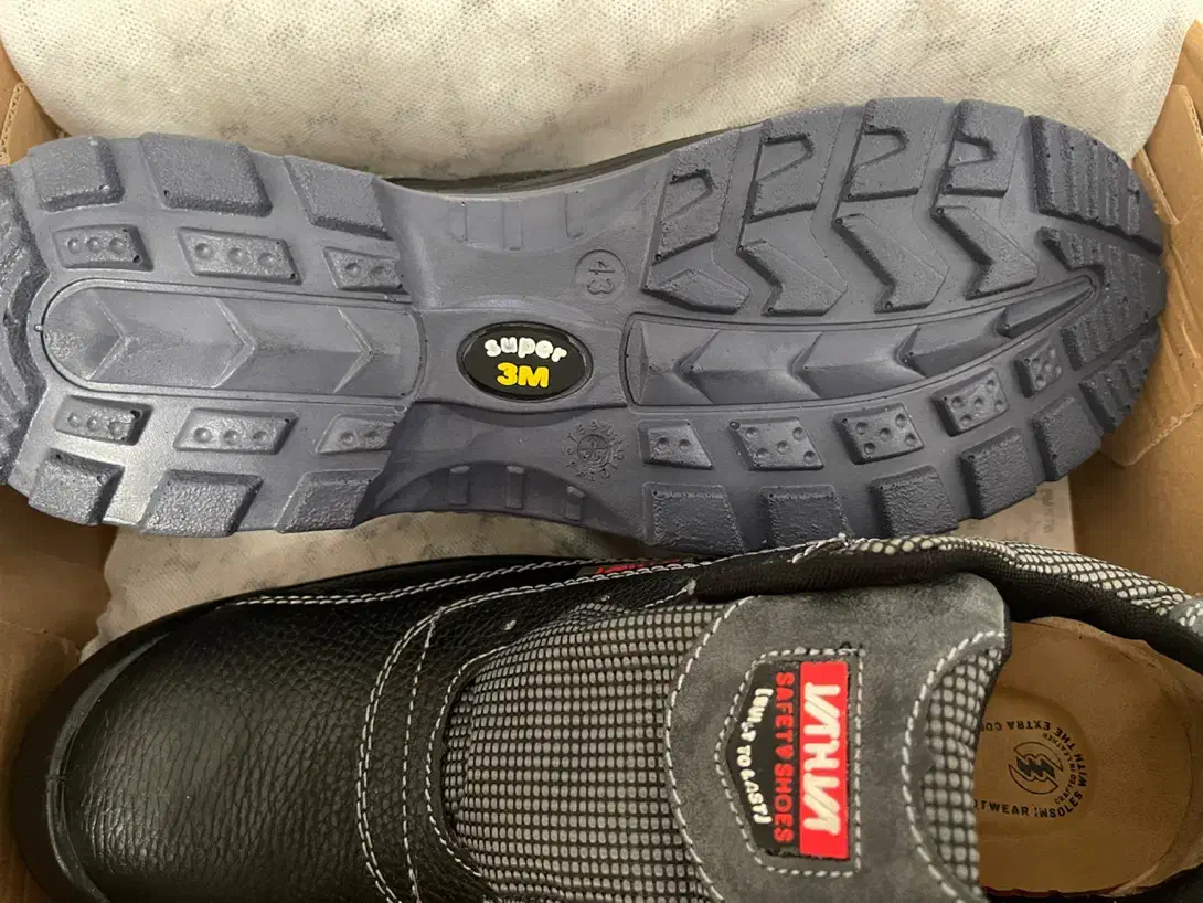 کفش ایمنی مارک|کیف، کفش، کمربند|چابهار, |دیوار