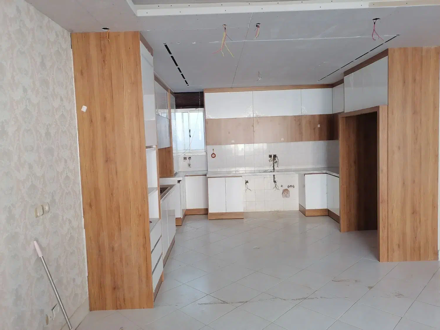 نصاب کابینت و کمد|خدمات پیشه و مهارت|خمینی‌شهر, |دیوار