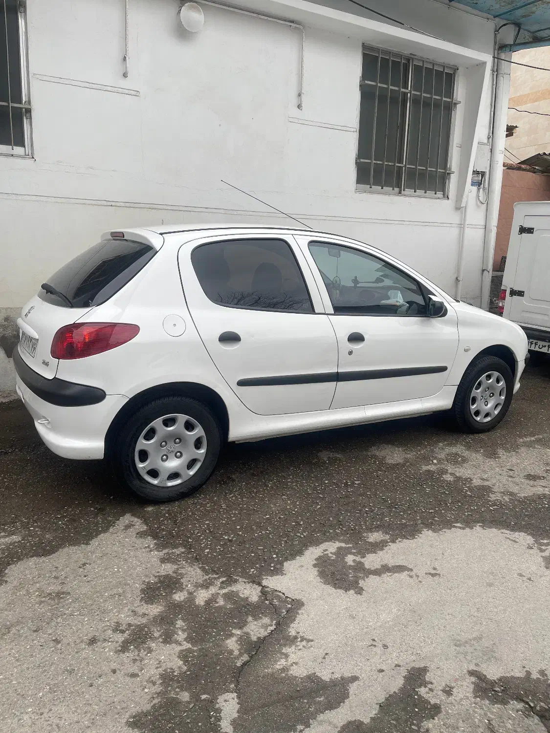 پژو ۲۰۶ تیپ ۲ کم کارکرد|خودرو سواری و وانت|بندر انزلی, تهران|دیوار