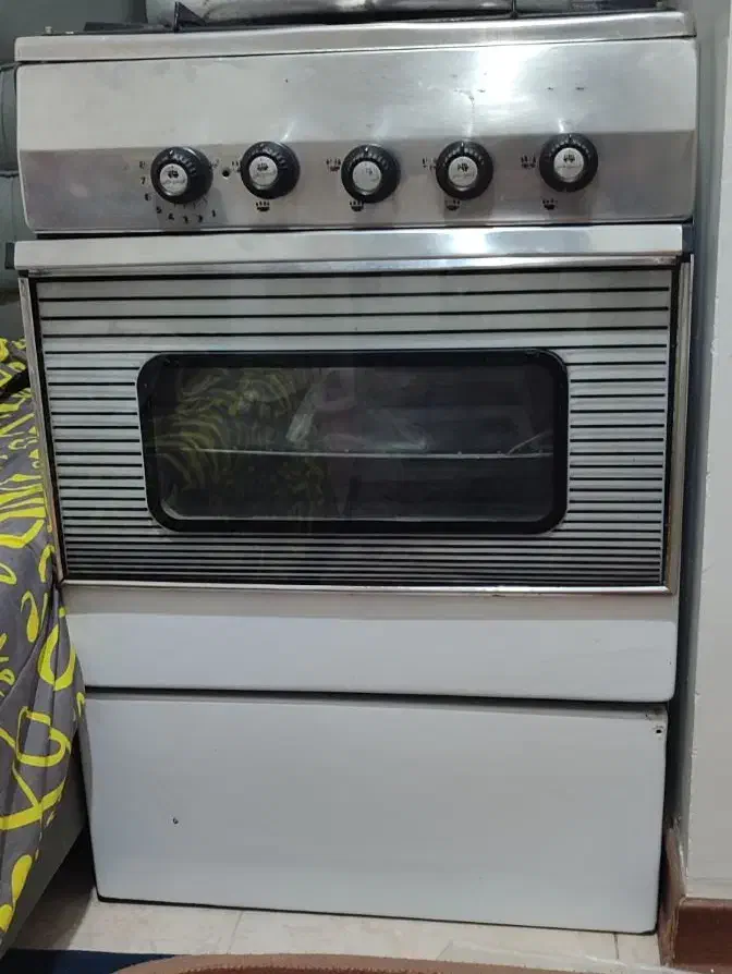 گاز 4 شعله فردار خارجی|اجاق گاز و لوازم برقی پختوپز|باغستان, |دیوار