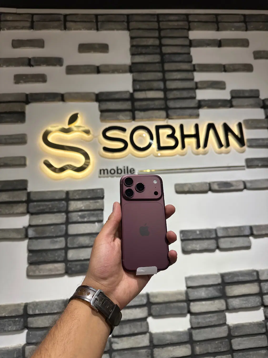 iphone18آیفون|موبایل|اصفهان, گلزار|دیوار
