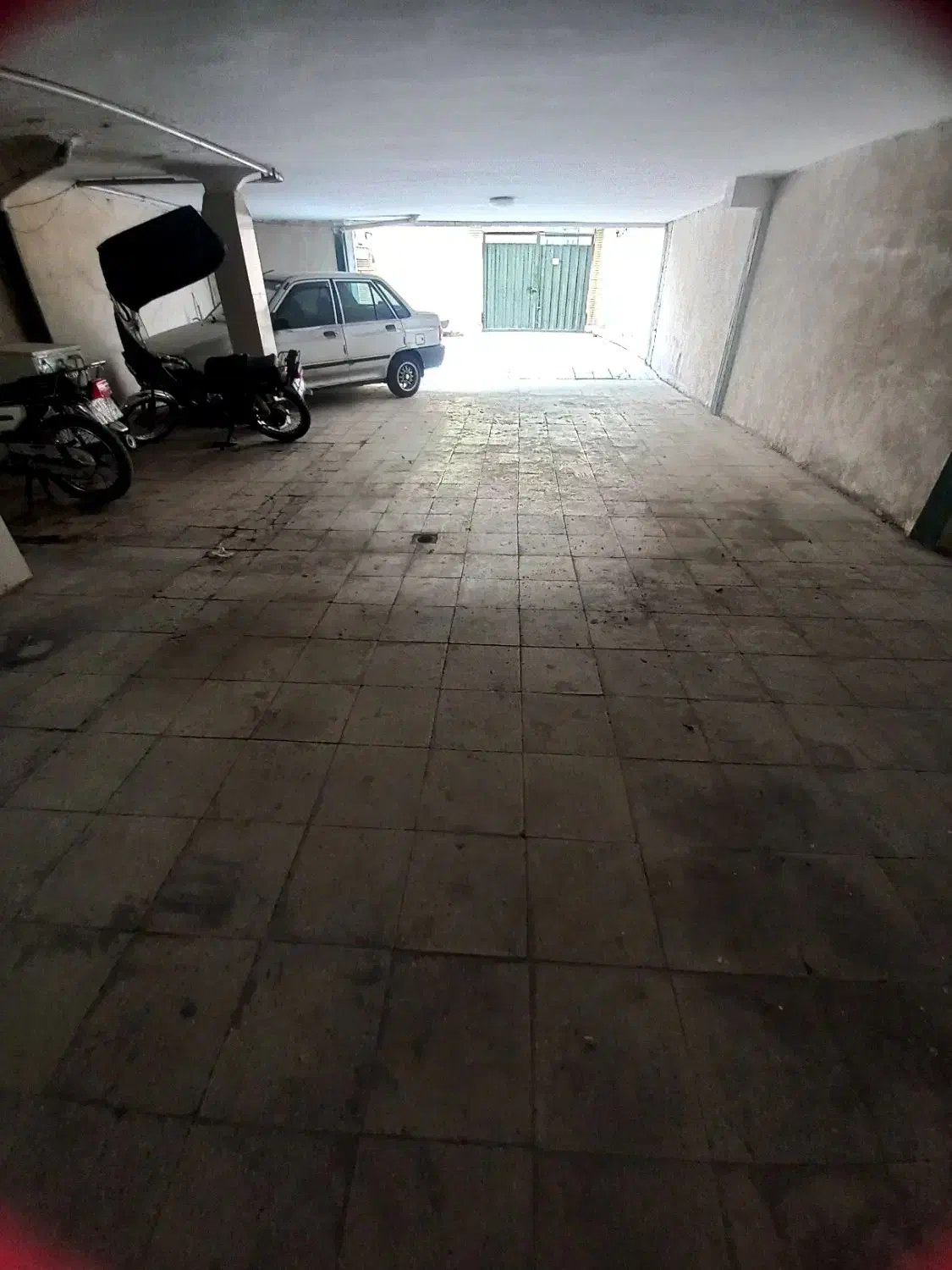 آپارتمان۶۰مترطبقه۴پارکینگدارخ کمیل چسبیده به مترو