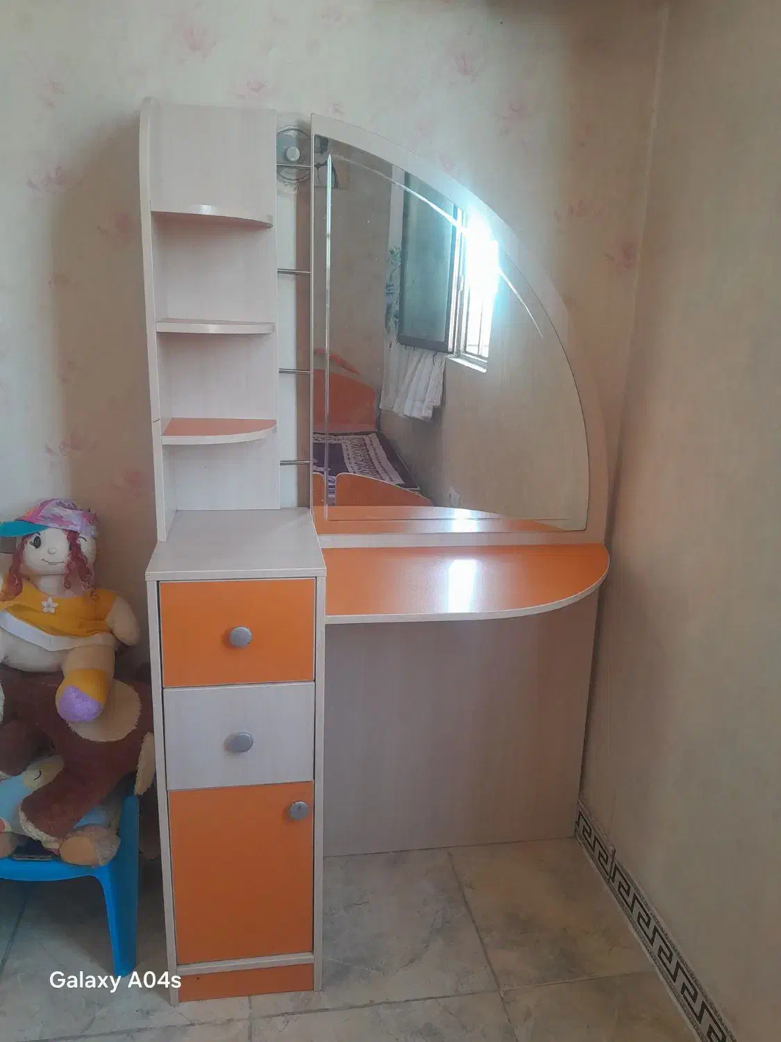 کمد|جاکفشی، کمد، دراور|فردیس, قریشی|دیوار