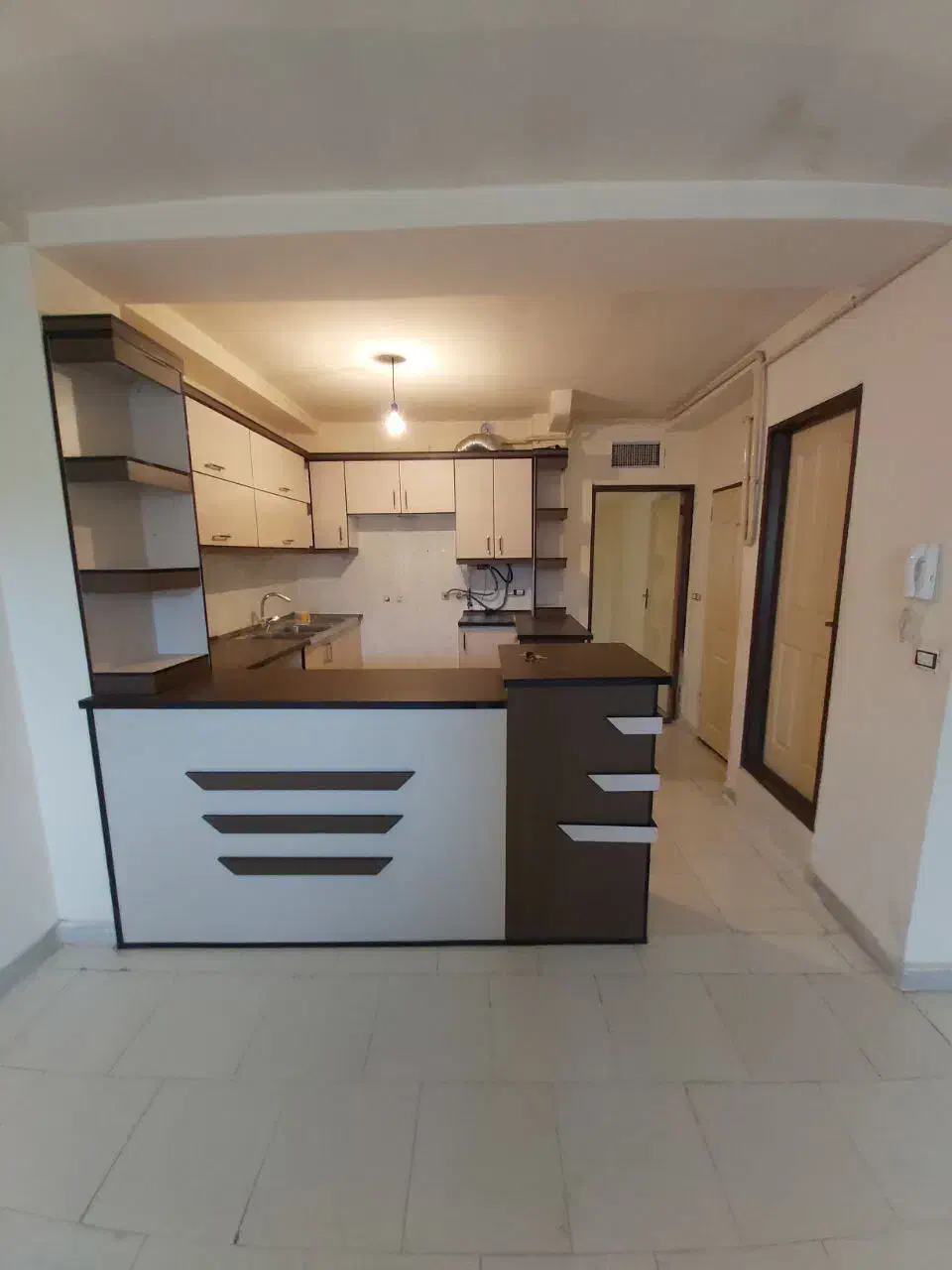 فروش خانه نیرو انتظامی|فروش آپارتمان|نهاوند, |دیوار