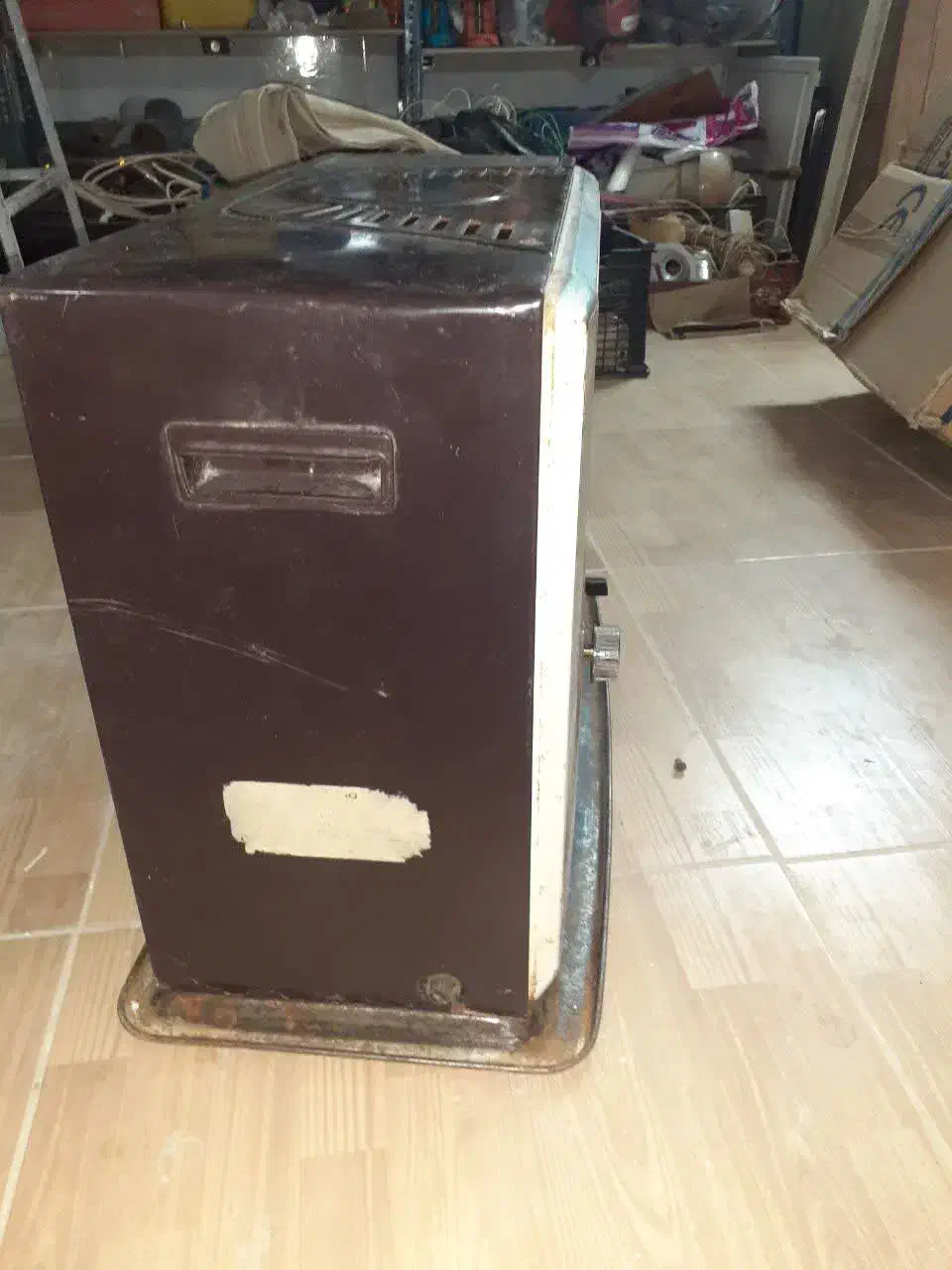 بخاری نفتی|بخاری، هیتر، شومینه|نائین, |دیوار