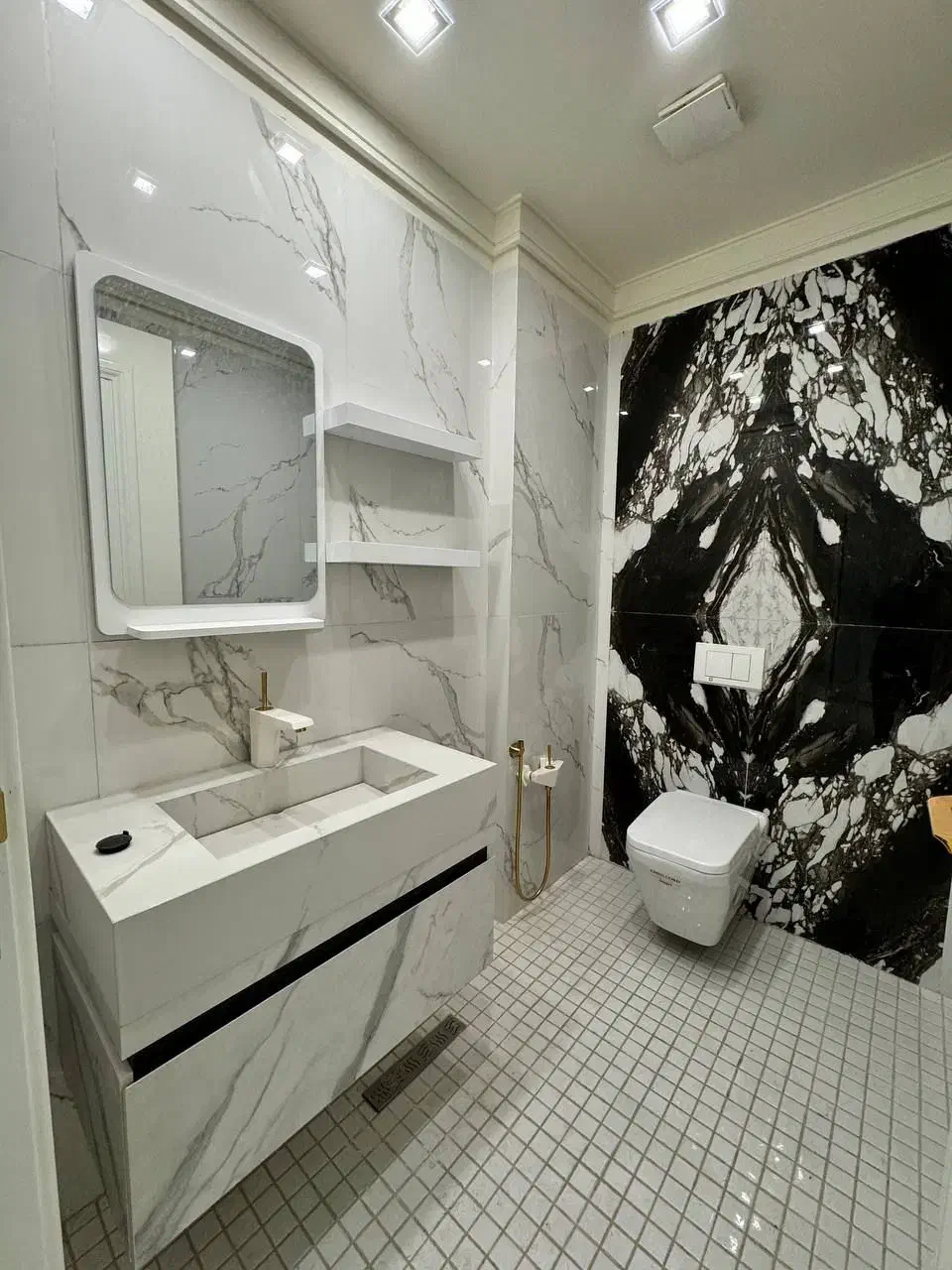 فروش سه خواب/ نور مستقیم/ سلیمی شمالی|فروش آپارتمان|تهران, دزاشیب|دیوار