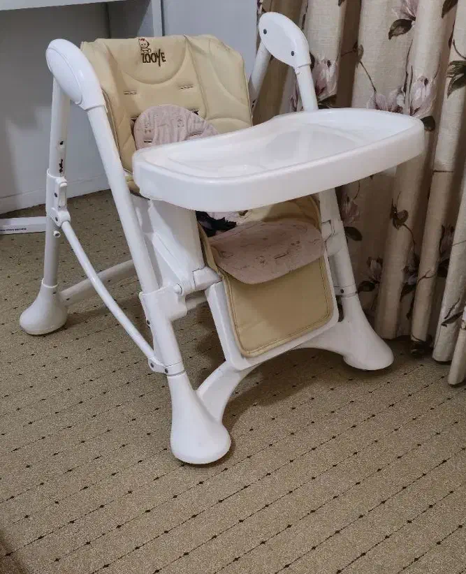 صندلی غذای کودک زویی|تخت و صندلی بچه|بندرعباس, |دیوار