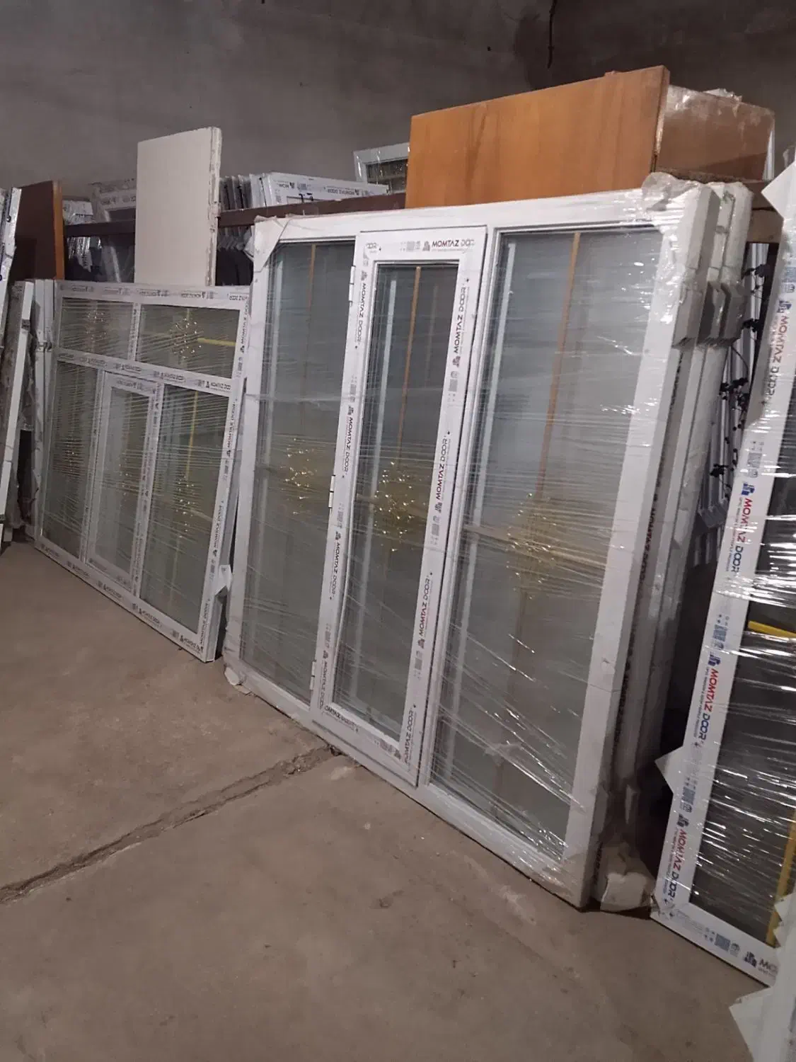 پیمانکاری درب پنجره  پی وی سی دو جداره سکوریت|خدمات پیشه و مهارت|بوشهر, |دیوار