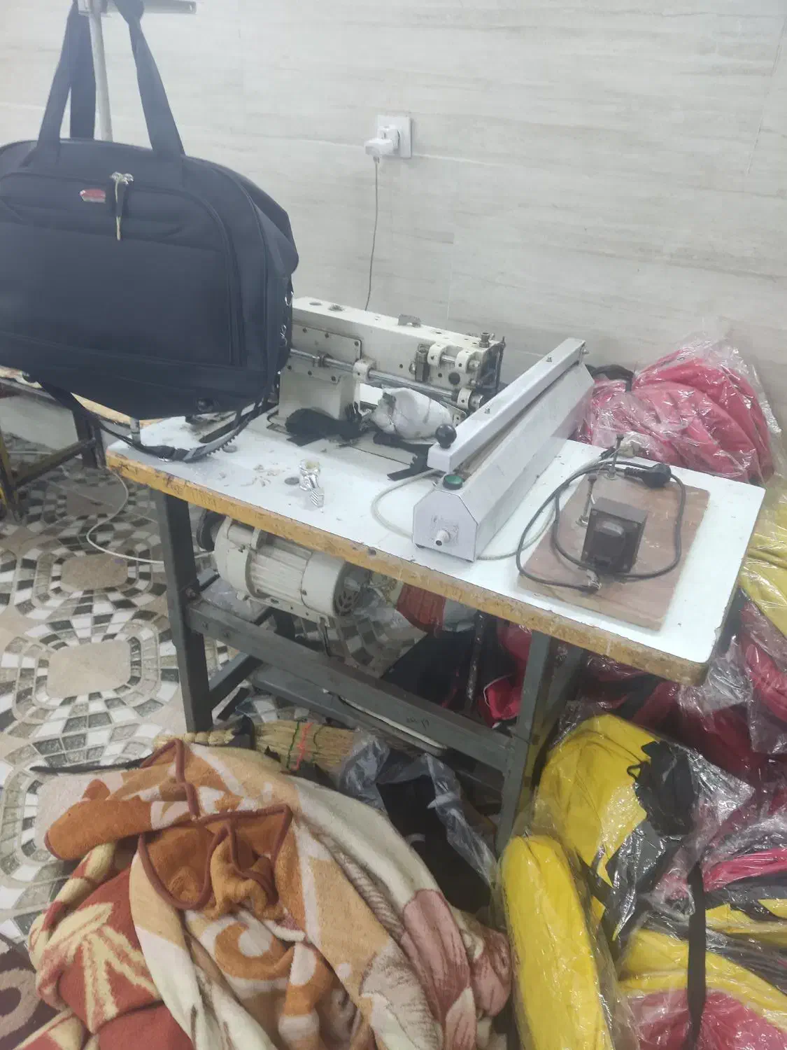 چرخ صعنتی|چرخ خیاطی و ریسندگی|ماهدشت, |دیوار