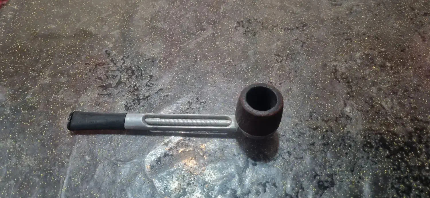 پیپ کلکسیونی انگلیسی|کلکسیون اشیاء عتیقه|قائمشهر, |دیوار