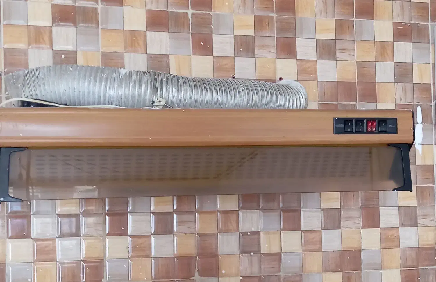 سلام هود سالم هست و هیچ اشکال فنی نداره|هود|بندر امام خمینی, |دیوار