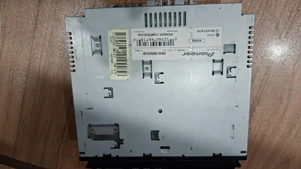 ضبط پایونر ۳۲۵۰ UB|قطعات یدکی و لوازم جانبی|تهران, سازمان آب|دیوار