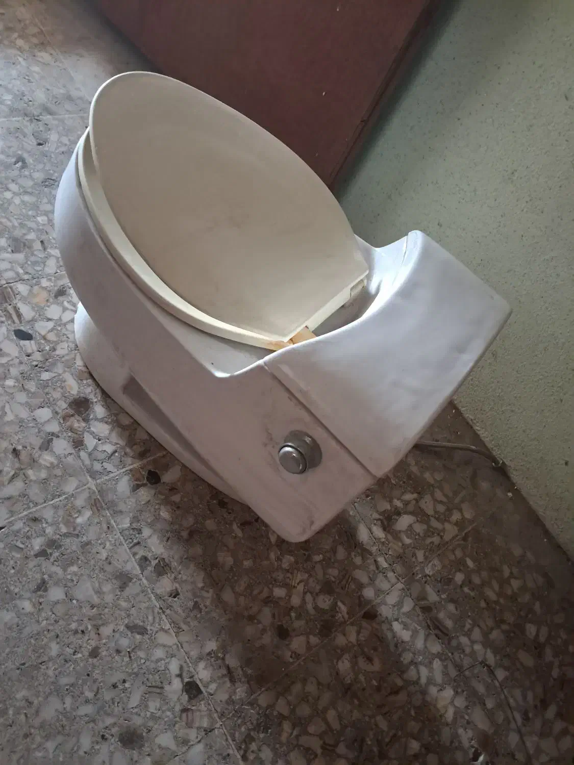 توالت فرنگی سالم|لوازم سرویس بهداشتی|تنکابن, |دیوار