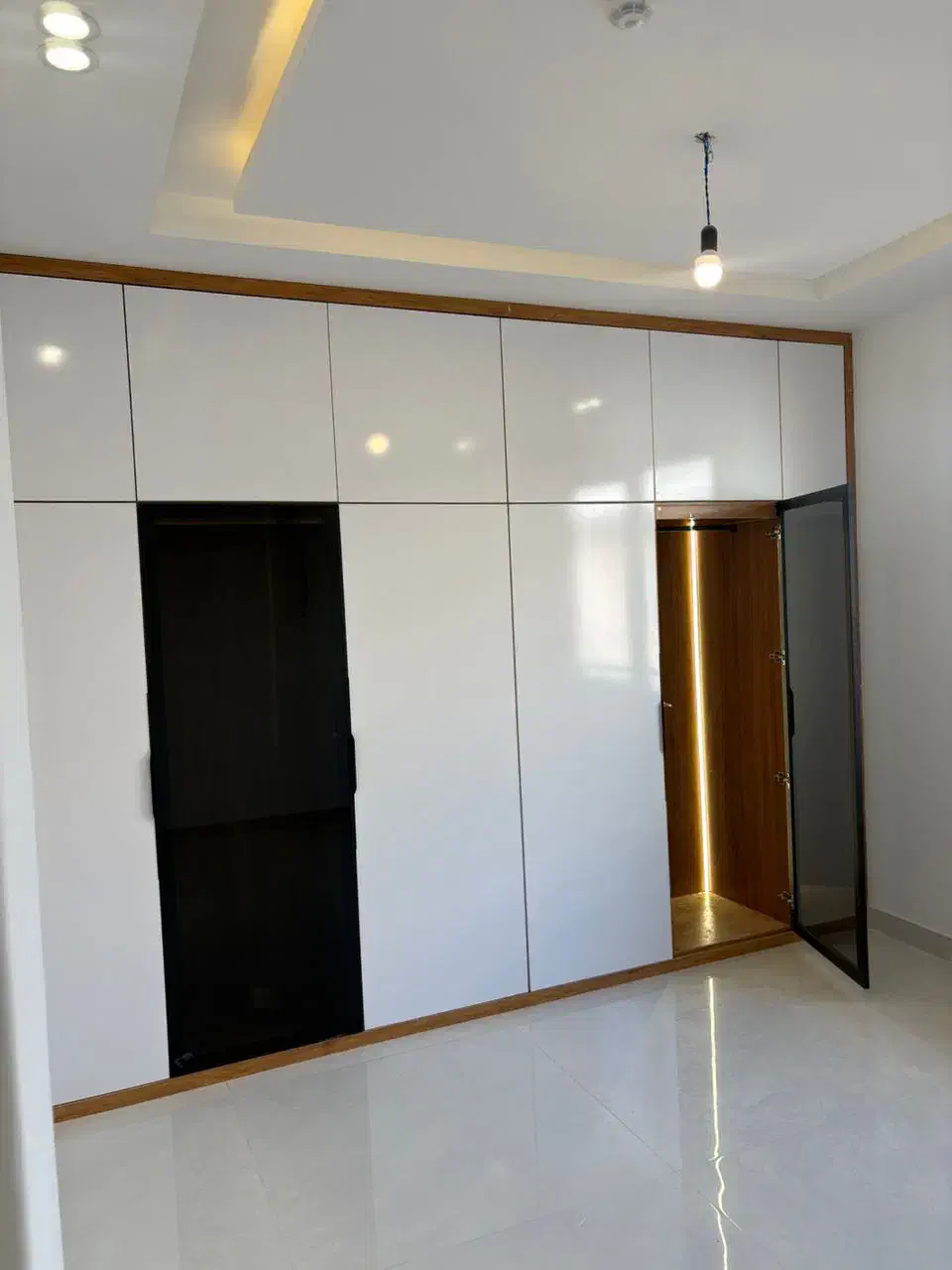 واحد ۳ خواب تک واحدی منظریه|فروش آپارتمان|رشت, منظریه|دیوار