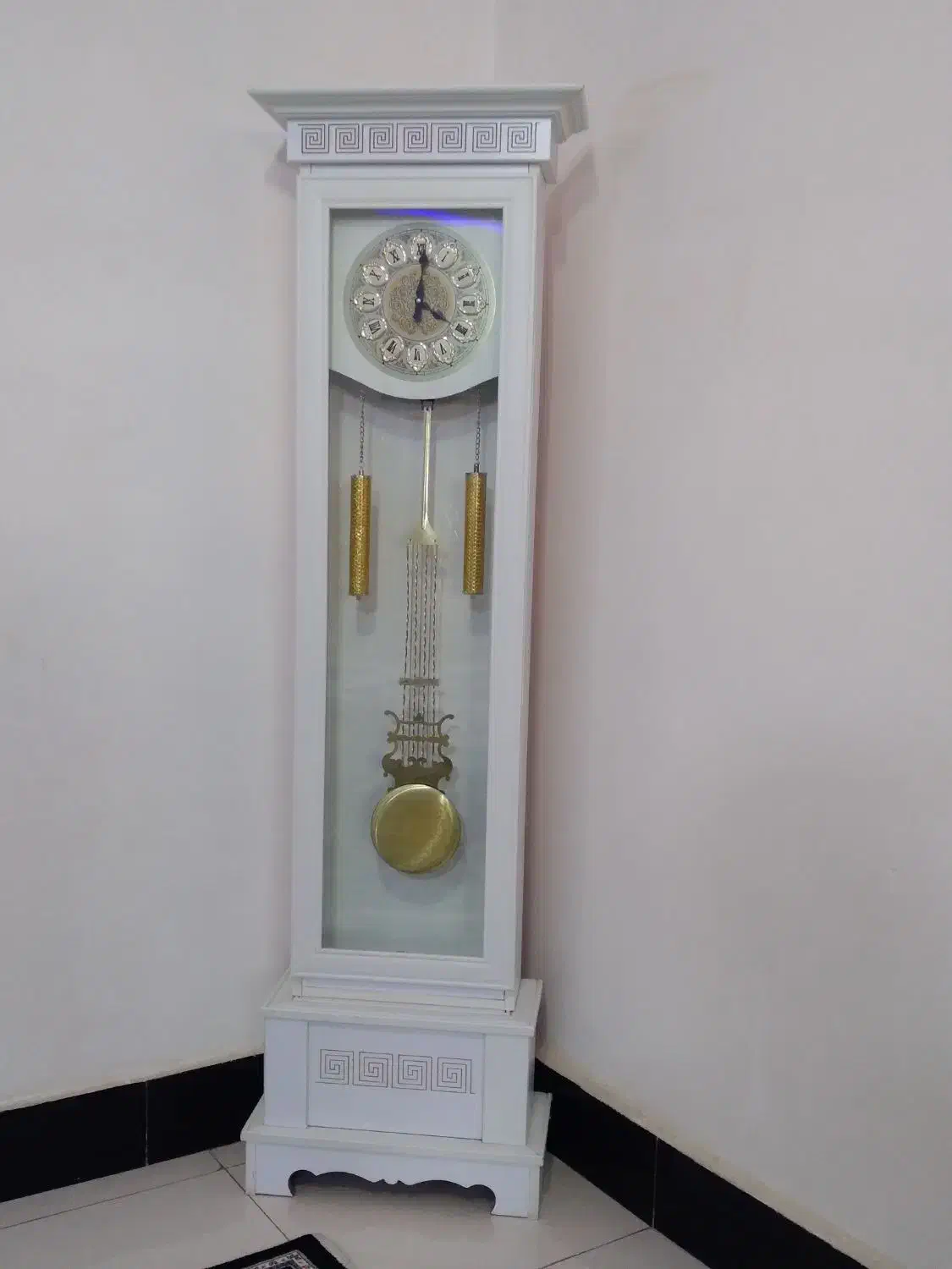 ساعت ایستاده سفید|ساعت دیواری و تزئینی|کوهدشت, |دیوار