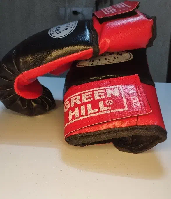 دستکش بوکس|تجهیزات ورزشی|مشهد, نوید|دیوار