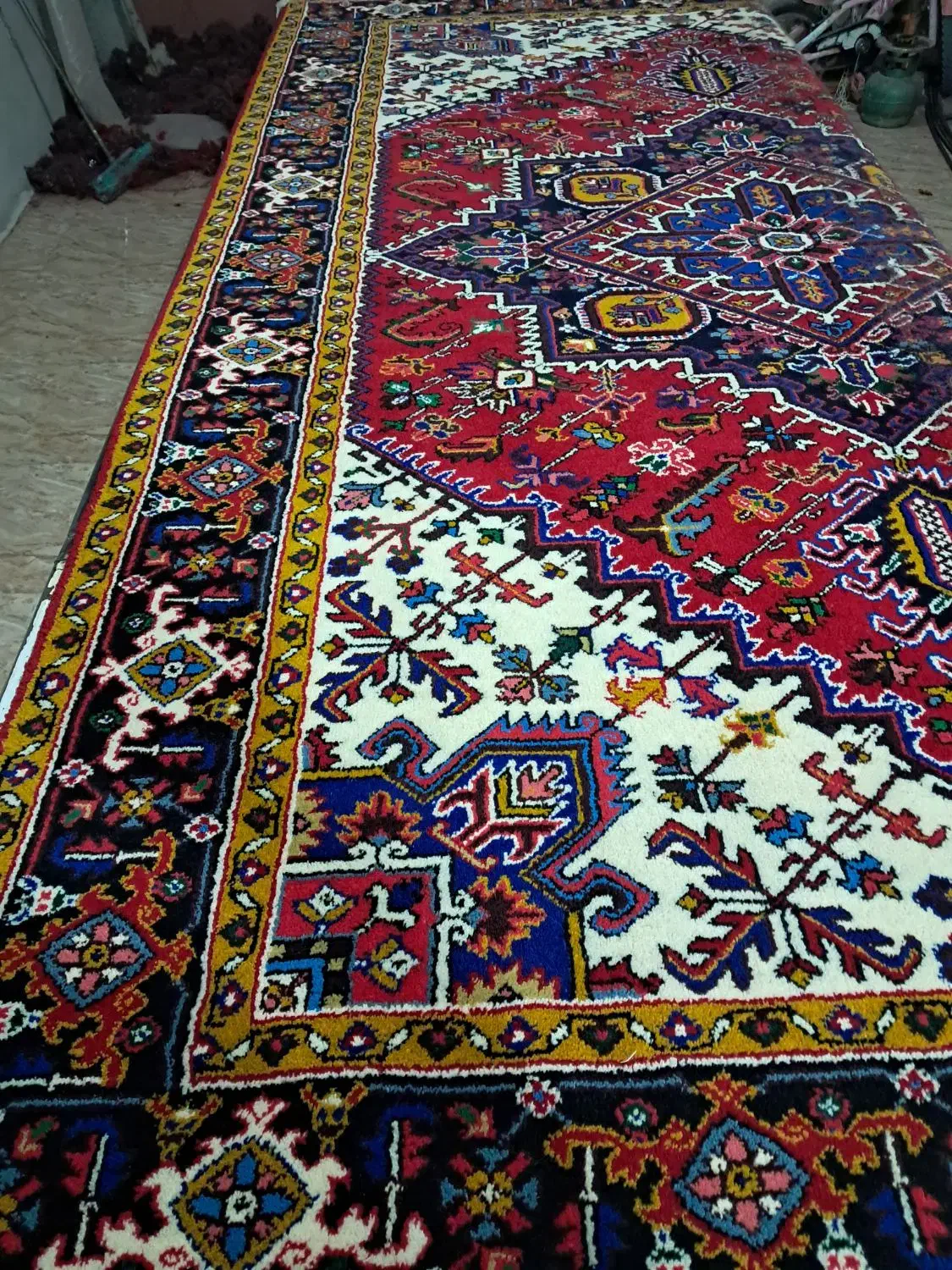 جفت ۶ متری مهربان|فرش|تبریز, |دیوار