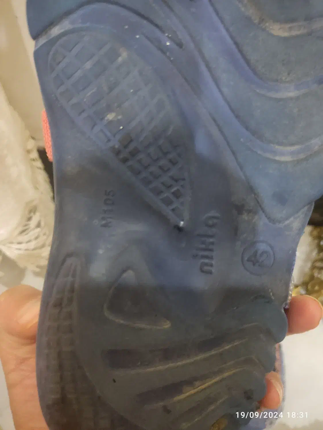 دمپایی هنر دست|کیف، کفش، کمربند|نسیم‌شهر, |دیوار