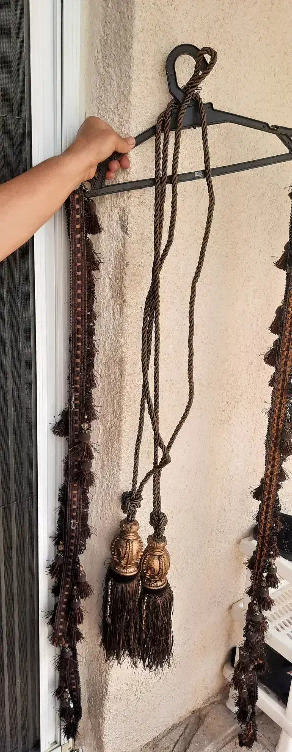 یراق و گوشواره های بغل پرده|پرده، رانر، رومیزی|قرچک, شهرک گلها|دیوار