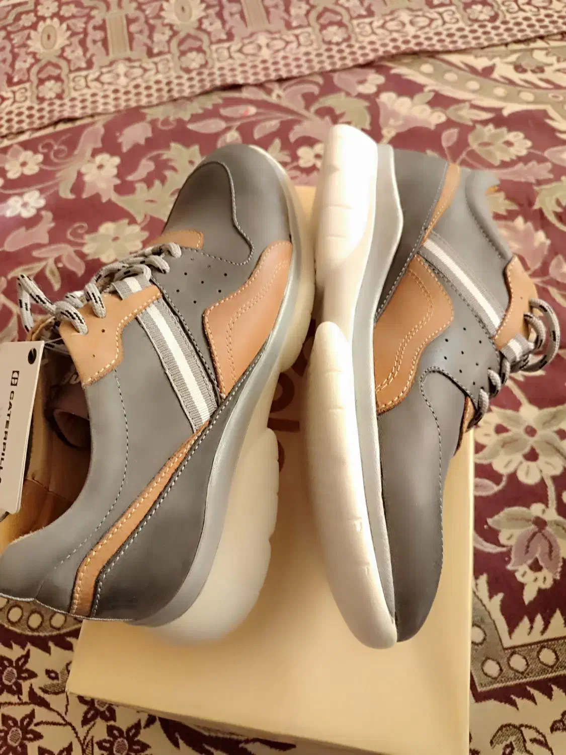 کفش|کیف، کفش، کمربند|سیرجان, |دیوار