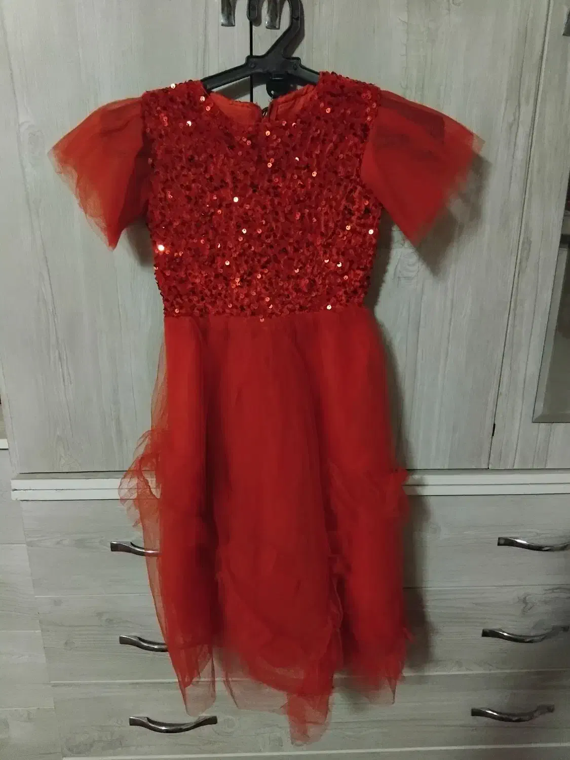 لباس دخترانه|لباس|پاکدشت, پاکدشت (مامازند)|دیوار