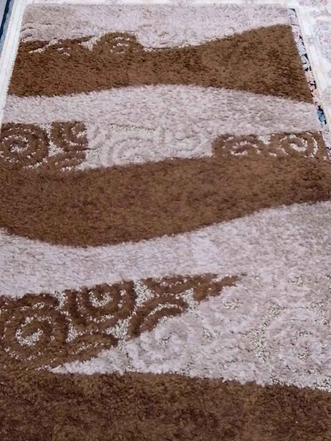 قالی ترک طرح رز|فرش|شیراز, تندگویان|دیوار