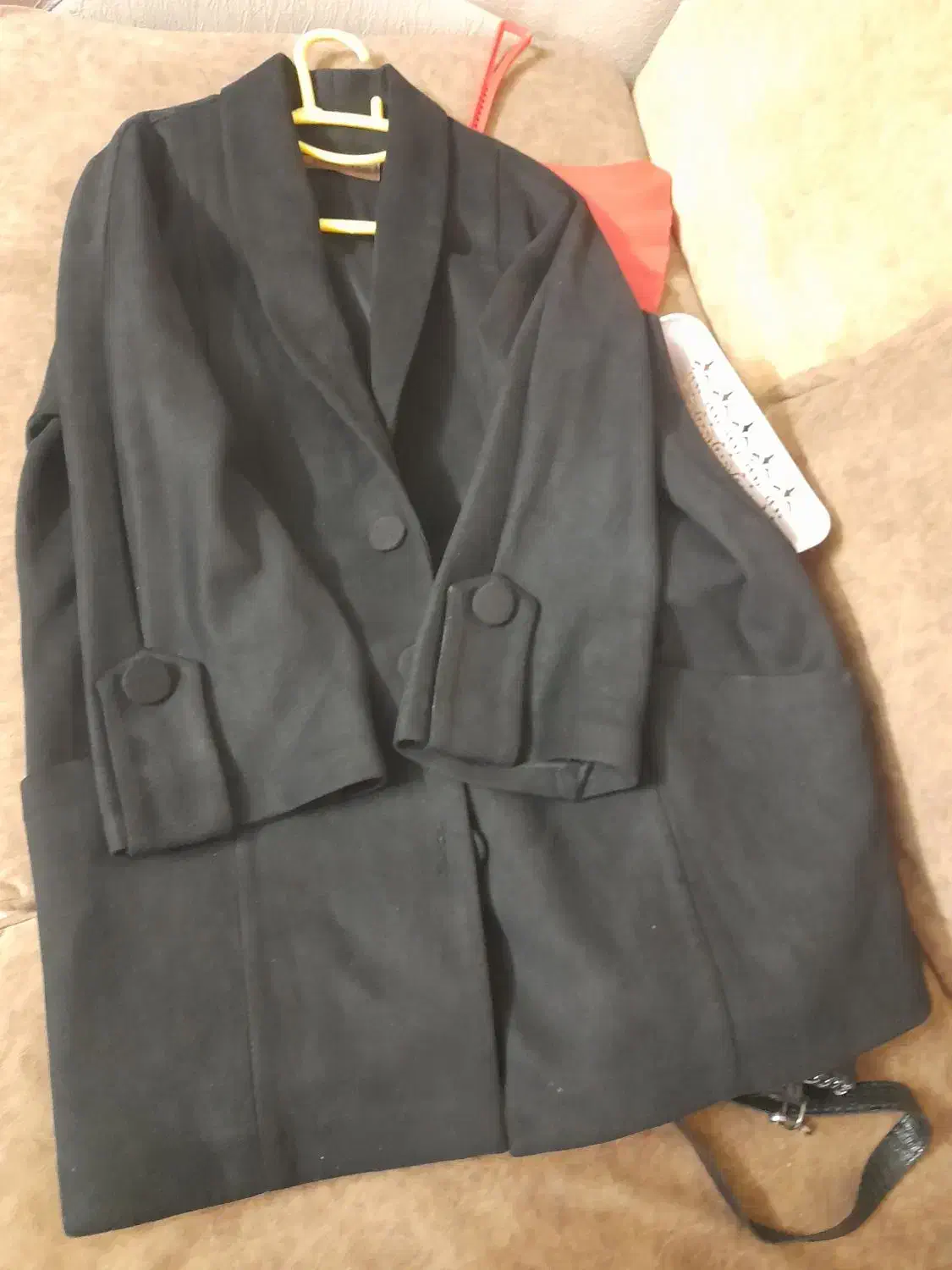 کت جنس مخمل مشکی سایز ۵۲میخوره|لباس|محلات, |دیوار